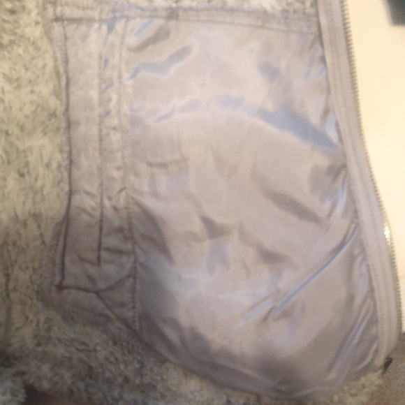 Marleylilly Sherpa gray vest, sz medium - Picture 6 of 7